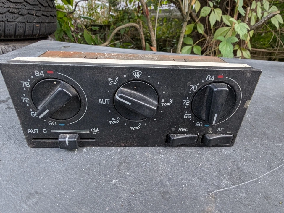 93 97 Volvo 850 Automatic Climate Control Panel 9134770 Heater Temperature - Изображение 1 из 2