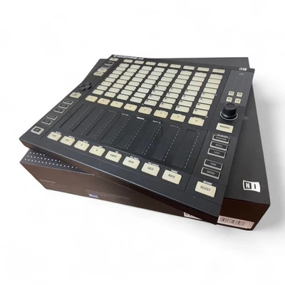 Native Instruments Maschine Jam Production Performance System MIDI Controller - Image 1 of 4