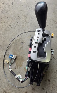 Conjunto de palanca de cambios de piso de transmisión Toyota 4Runner 2003-2009 5 velocidades automático - Imagen 1 de 6