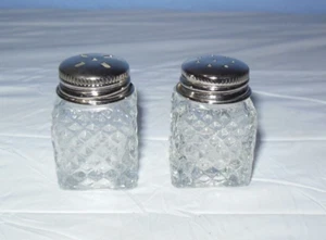 Mini Pressglas Salz Pfeffer Shaker - Bild 1 von 2