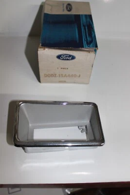 NOS 1970 1971 1972 1973 1974 1975 FORD MAVERICK RH FRONT FENDER LIGHT BEZEL - Image 1 of 4