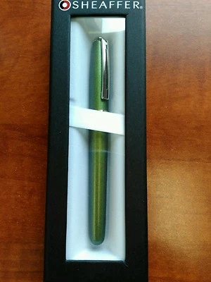 Sheaffer Prelude Green with Chrome Trim Rollerball - Image 1 of 4