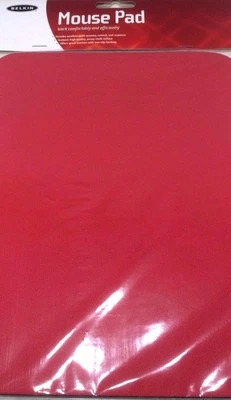  Belkin F8E081-RED Standard Mouse Pad  - Image 1 of 3