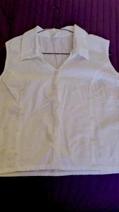 cotton top no sleeve With Yellow Daisy . - Picture 1 of 2