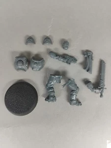 Black Templar Crusader Squad Neophyte - 05A - Picture 1 of 2