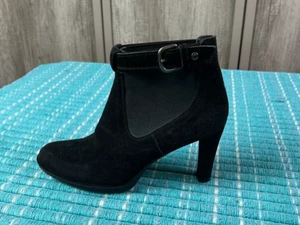 `Women's Stuart Weitzman Made in Spain Black Boots Size 9.5 Excellant Condition - Picture 1 of 8