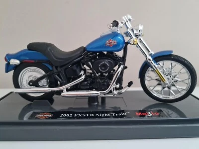 1:18 MOTO HARLEY DAVIDSON 2002 FXSTB NIGHT TRAIN USA MOTORBIKE BIKE MOTOCICLETA - Imagen 1 de 2