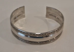 Wide Sterling Silver Cuff Braided Bangle -Gap 3cm ,Length 18cms ,23.12 grams - Picture 1 of 6