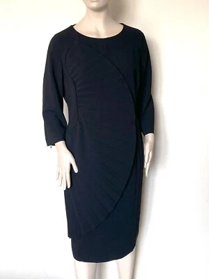 MARINA RINALDI, Vestido con Volantes Frontales en Negro, Talla MR 29, 20W US, 50 DE, 58 IT Foto 1 de 4