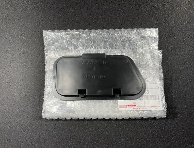 96 - 97 LEXUS LX450 FLEXPLATE FLYWHEEL INSPECTION HOLE COVER PLUG OEM NEW - Image 1 of 3