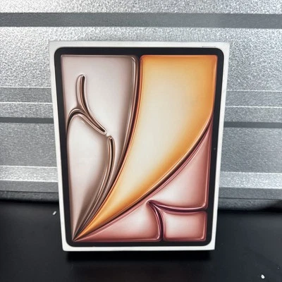 New Apple 13-inch iPad Air M2 chip Wi-Fi 128GB Apple Intelligence - Starlight - Image 1 of 4