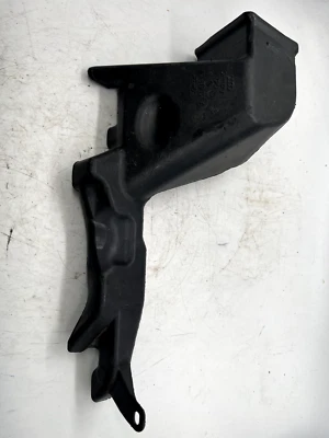 AUDI A4 S4 B8 2009-2016 OEM TUBO DE VENTILACIÓN 8K1819151A Foto 1 de 4