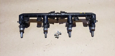 09-14 2011 BMW S1000RR riel de combustible con inyectores 7672335-03 OEM Foto 1 de 4