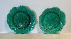 2 Antique Wedgwood Etruria Barlaston Majolica Plates 8” Cabbage Leaf Design - Picture 1 of 10