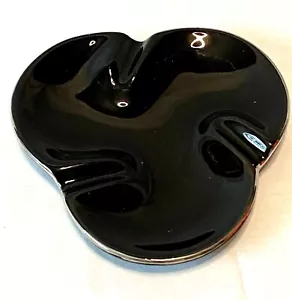Virginia Slims Vintage Black Glass Ashtray About 5.5 Inches In Diameter - Picture 1 of 6