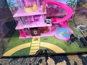 Barbie Ken's Mini Mojo Dojo Casa Casa Mattel 2024 - Sellado - Imagen 1 de 2