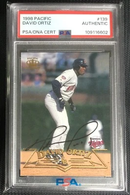 1998 Pacific David Ortiz Rookie RC #139 Twins Red Sox On Card Auto PSA Authentic - Image 1 of 2