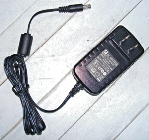 RS AC Adapter RS-AB015J00  Output 12V  1.5A - Picture 1 of 9
