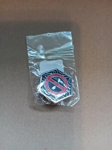 Funko Marvel Deadpool Exclusive Pin Glitter Chase Edition - Picture 1 of 2