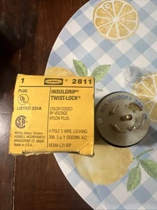 HUBBELL TWIST-LOCK INSULGRIP 2811 MALE 30A 120/208VAC 4Poles 5 Wire Locking - Picture 1 of 4