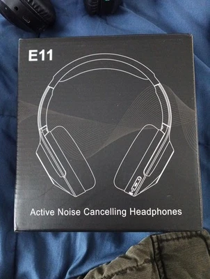 Auriculares inalámbricos Bluetooth con cancelación activa de ruido E11 ANC - negros y dorados - NUEVOS... Foto 1 de 4