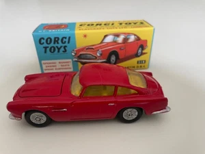 CORGI TOYS ASTON MARTIN DB4 RED 218 - Picture 1 of 9