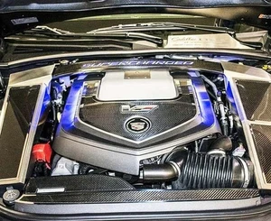 Cache radiateur finition brossée compatible avec Cadillac CTS V 2006-2015 - Photo 1 sur 3