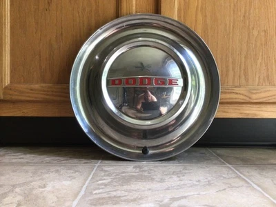 (1) Cubierta de rueda tapacubos completa de 15" Dodge Coronet & Meadowbrook 1953 OEM usado Foto 1 de 4