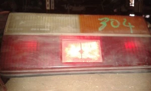 Feu arrière droit  PEUGEOT 304 Série 2 - Picture 1 of 1