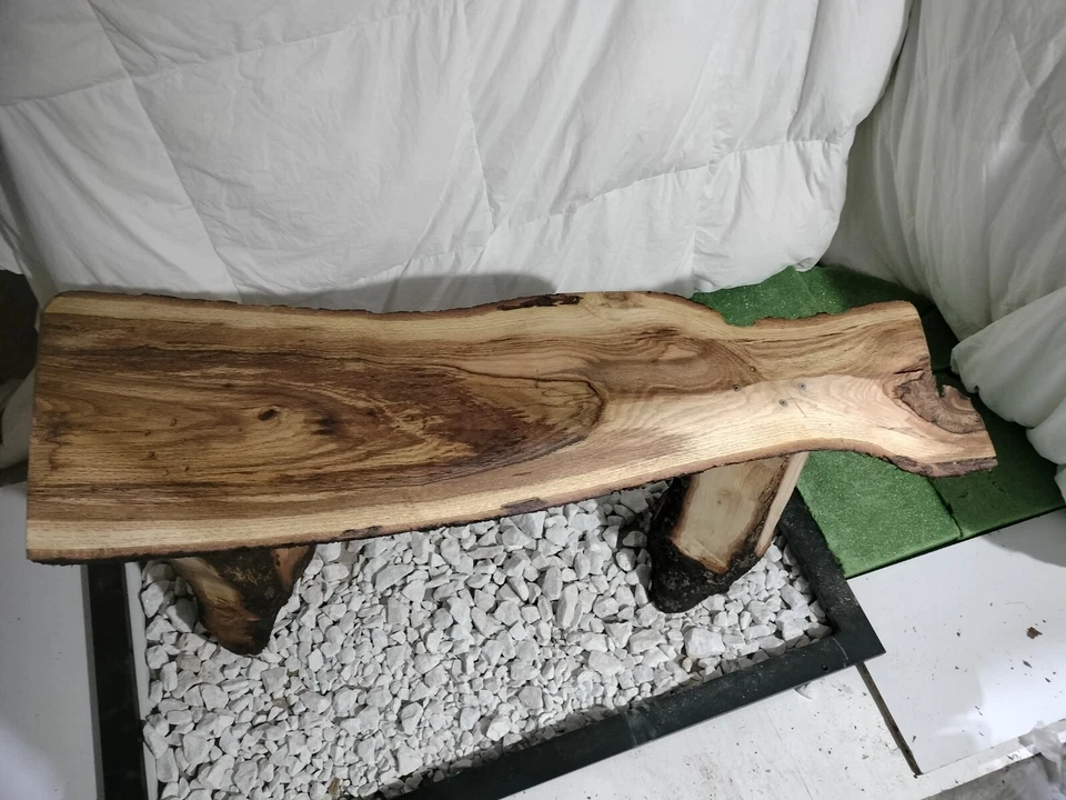 Banco de madera de roble rústico Foto 1 de 4