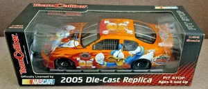 2005 Disney NASCAR Donald Duck  1:24 Scale Collectible Daytona 500 Race Car- NOS - Picture 1 of 7