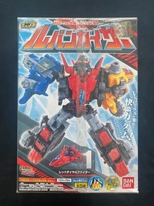 Bandai Lupinranger VS Patoranger Kaitou Gattai LupinKaiser Candy Toy Megazord - Picture 1 of 6