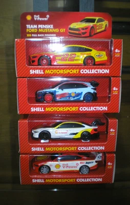 Shell V-Power Motosport Collection 4 Autos Maßstab 1:41 * 2x Mustang, BMW, Hyundai - Bild 1 von 4