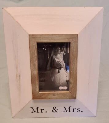 New, Mud Pie Wooden Picture Frame, 13 X 11, Says Mr. & Mrs. - Image 1 of 2