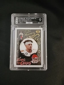 Panini Illusions Patrick Mahomes King Of Cards 2021 #KC-1 Chiefs en estuche graduado - Imagen 1 de 2