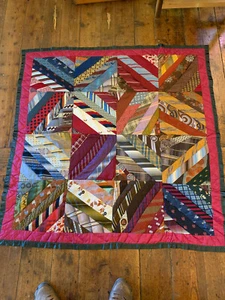 Vintage Patch-work Crazy Quilt Men Neck Ties signed Silk 55" x 55" Hand Sewn - Afbeelding 1 van 10