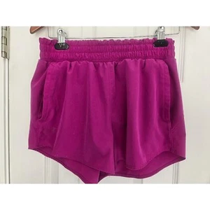 Under Armour size Med shorts - Picture 1 of 7