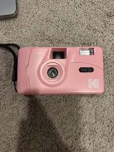 Kodak M35 35mm Reusable Non-Disposable Film Camera + TWO rolls of film - Picture 1 of 4