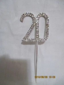 DIAMANTES DE IMITACIÓN + CRISTAL PLATA + NÚMERO + 20 CUMPLEAÑOS + 20º ANIVERSARIO + ADORNO PARA PASTELES - Imagen 1 de 4
