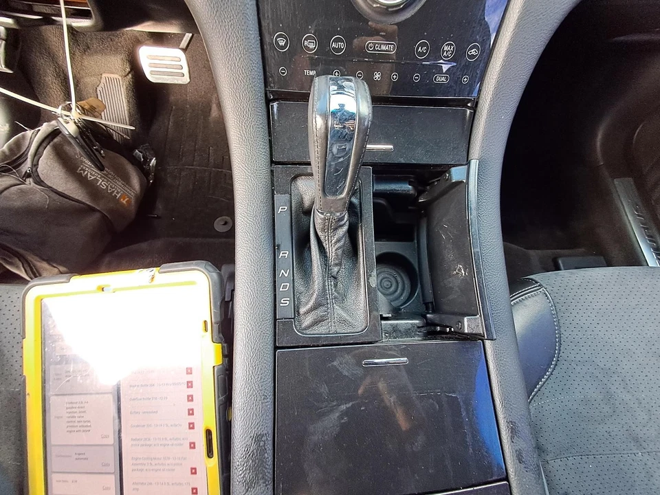 Conjunto de palanca de cambios de transmisión automática usado se adapta a: Ford Taurus 2013 grado A Foto 1 de 4