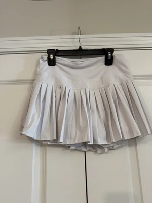 Gold Hinge White Pleated Active Tennis Skirt Size M Medium Athletic Skort - Image 1 of 4