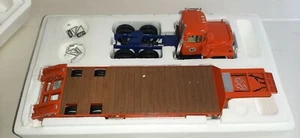 FIRST GEAR MACK R-MODEL LOWBOY TRAILER #19-2211 ALLIS-CHALMERS 1:34 - Foto 1 di 4