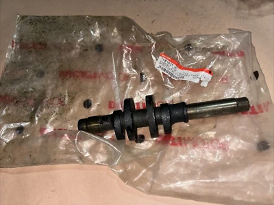 DUCATI 748 916 996 A1R HORIZONTAL FRONT INTAKE CAMSHAFT  BRAND NEW - Image 1 of 4