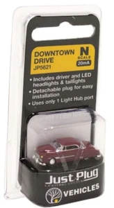 N Scale Woodland Scenics JP5621 Just Plug Downtown Drive Coupe Lighted Vehicle - Picture 1 of 1