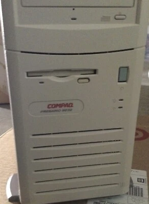 Compaq Presario 9232 Tower With Keyboard No HDD - Image 1 of 4