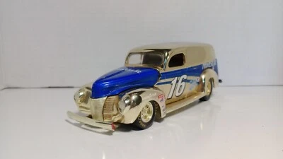 1998 Racing Champions #16 Primestar Ford Gold  0835 of 2499 Limited Edition - Image 1 of 4