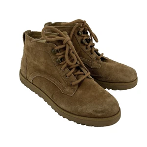 Botas UGG Bethany Chukka gamuza castaño con cordones talla 8 forradas de piel de oveja #1012532 - Imagen 1 de 6