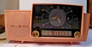 Vintage CLOCK RADIO PINK General Electric C-416 clock  works -  please read - Picture 1 of 15