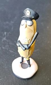 WYNNCHEL, WRECK IT RALPH DONUT SECURITY OFFICER TOY FIGURE. 2012 DISNEY - Picture 1 of 6