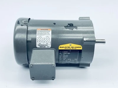 BALDOR VM3539 Industrial Motor .5hp 230/460v 56C-Fr 60Hz 3PH 5/8"-Shaft TEFC - Image 1 of 4